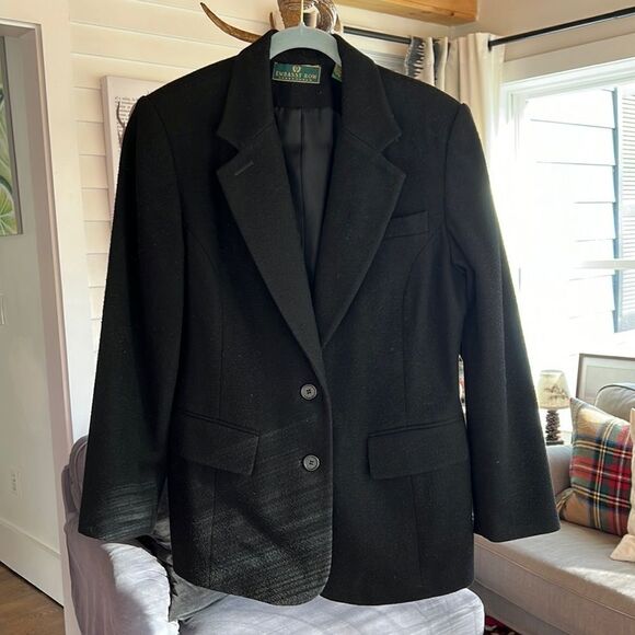Embassy Row Blazer - 𝅺 Embassy row blazer - Picture 1 of 11
